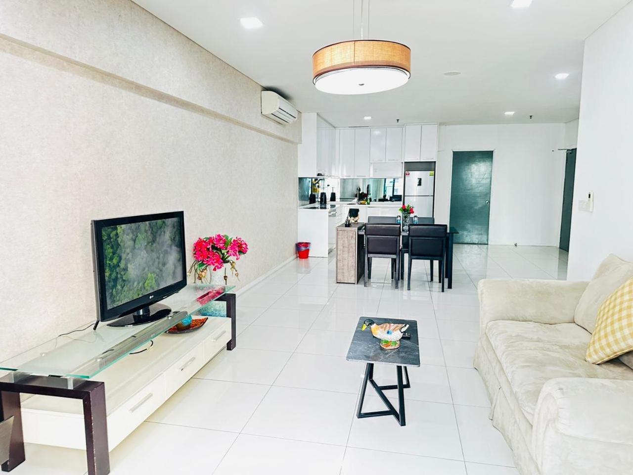 Summer Suites Klcc By Purple Orchid クアラルンプール エクステリア 写真